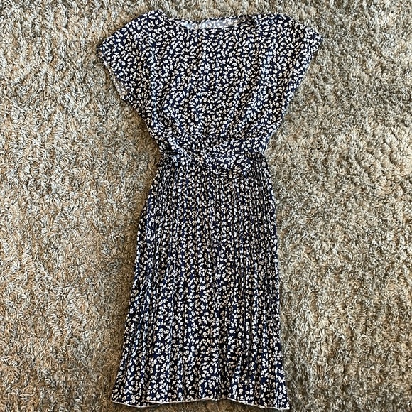 Blue Floral Pleated Dress, Women’s XL - Picture 6 of 8